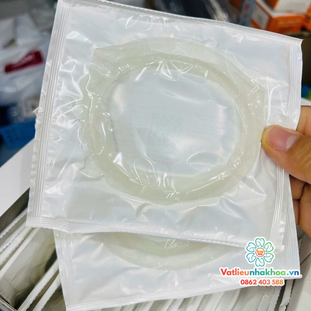 Banh miệng cao su OptraGate - Banh môi - Invoclar Vivadent