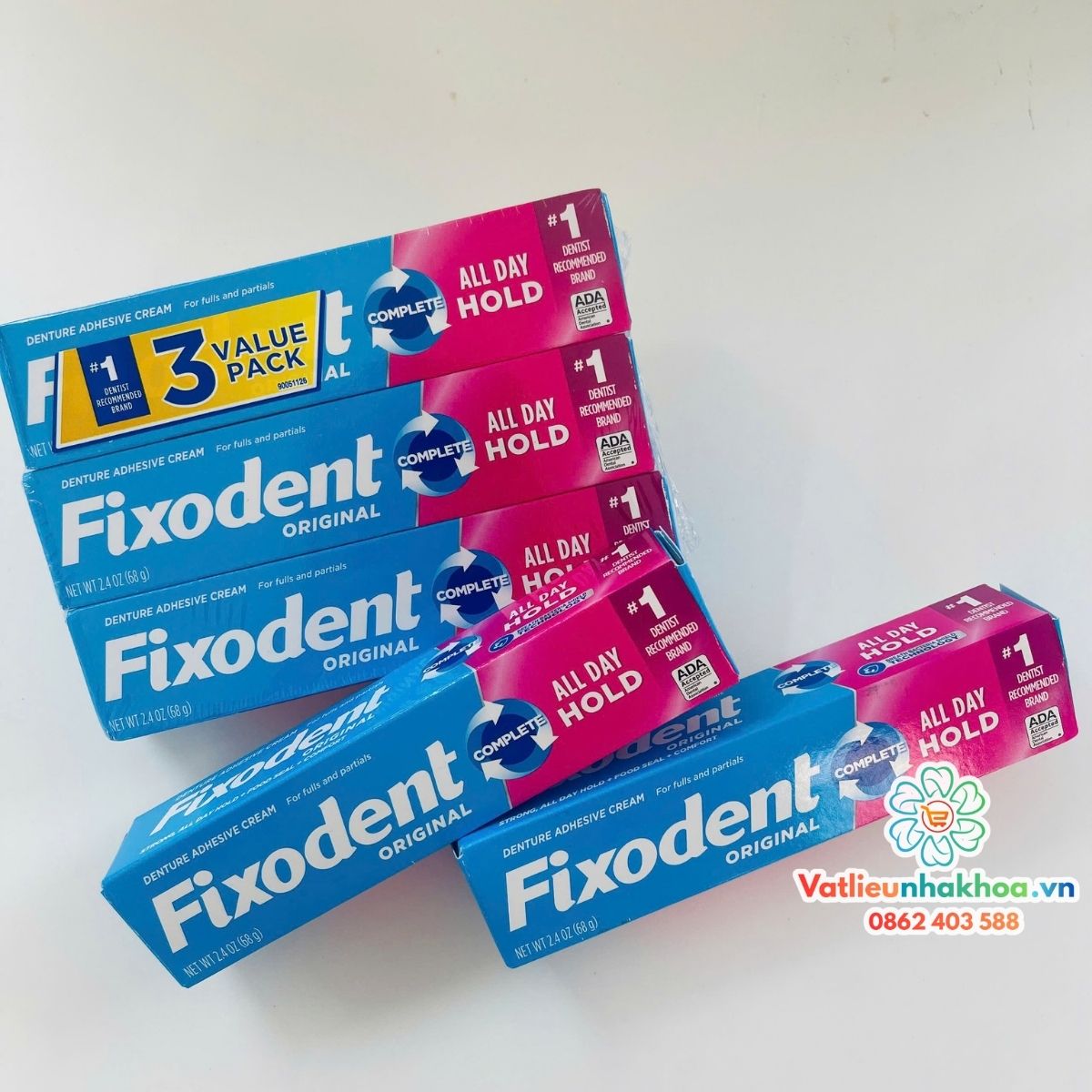 Keo dán răng giả hàm tháo lắp Fixodent 68g
