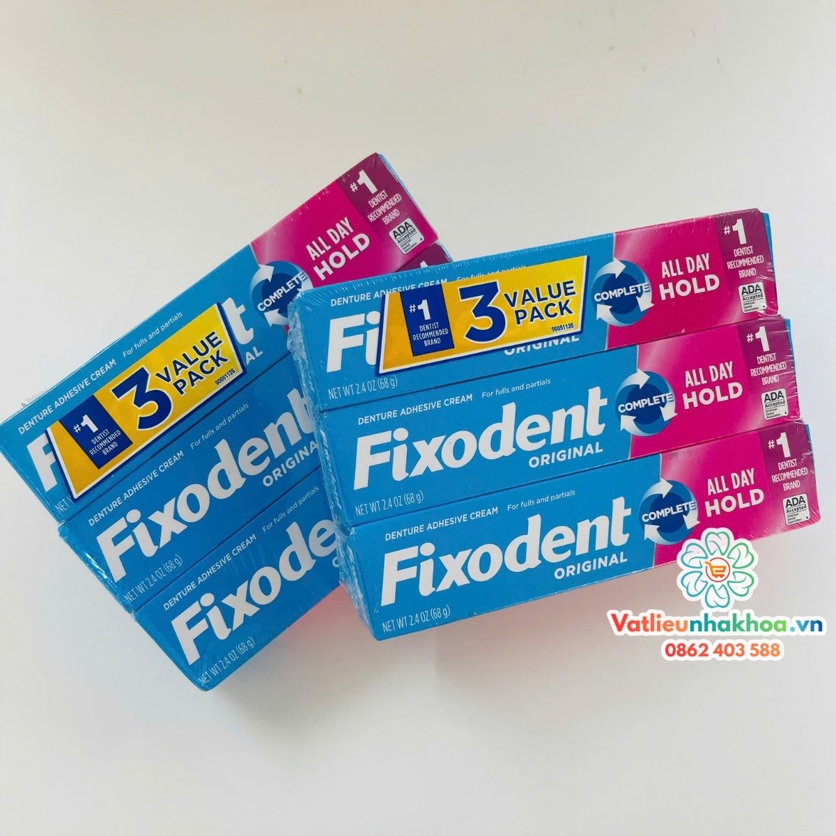 Keo dán răng giả hàm tháo lắp Fixodent 68g