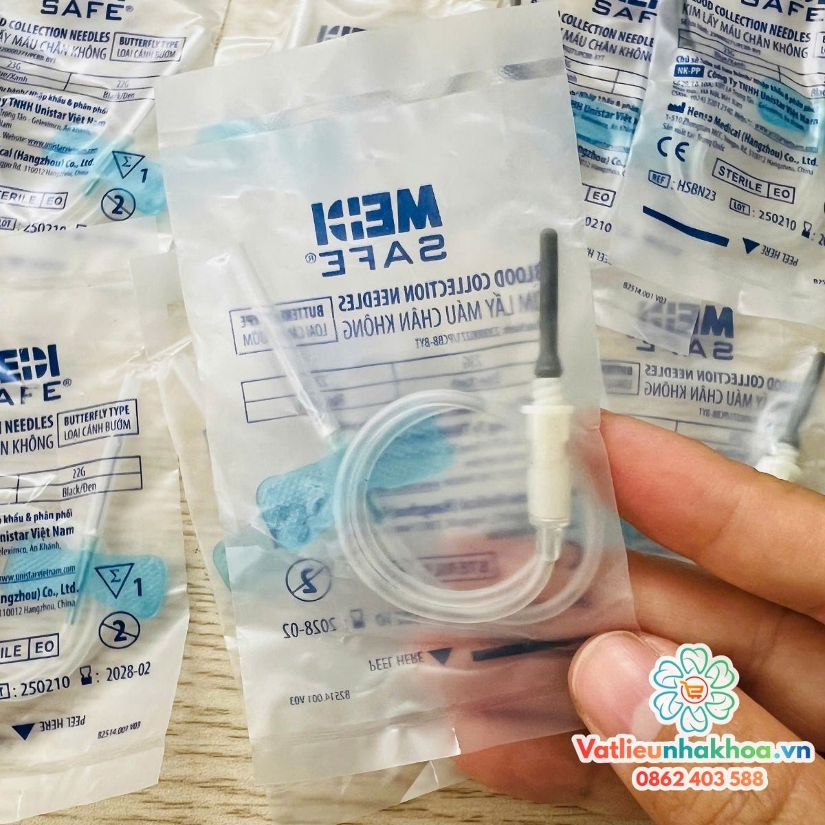 Kim lấy máu chân không TUD (Loại cánh bướm)