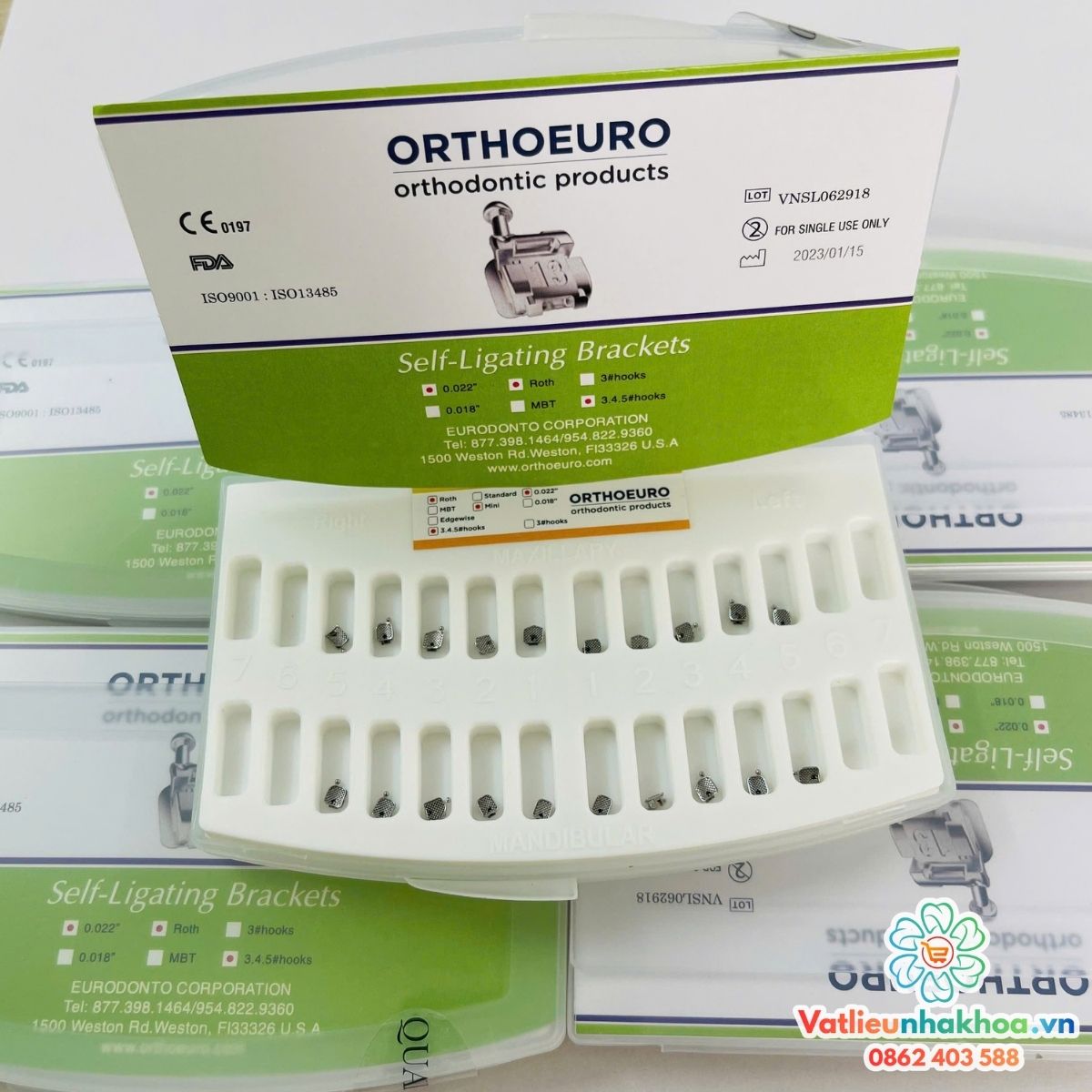 Mắc cài kim loại tự khóa OrthoEuro xanh lá (tự buộc) (MUA 3 TẶNG 1)