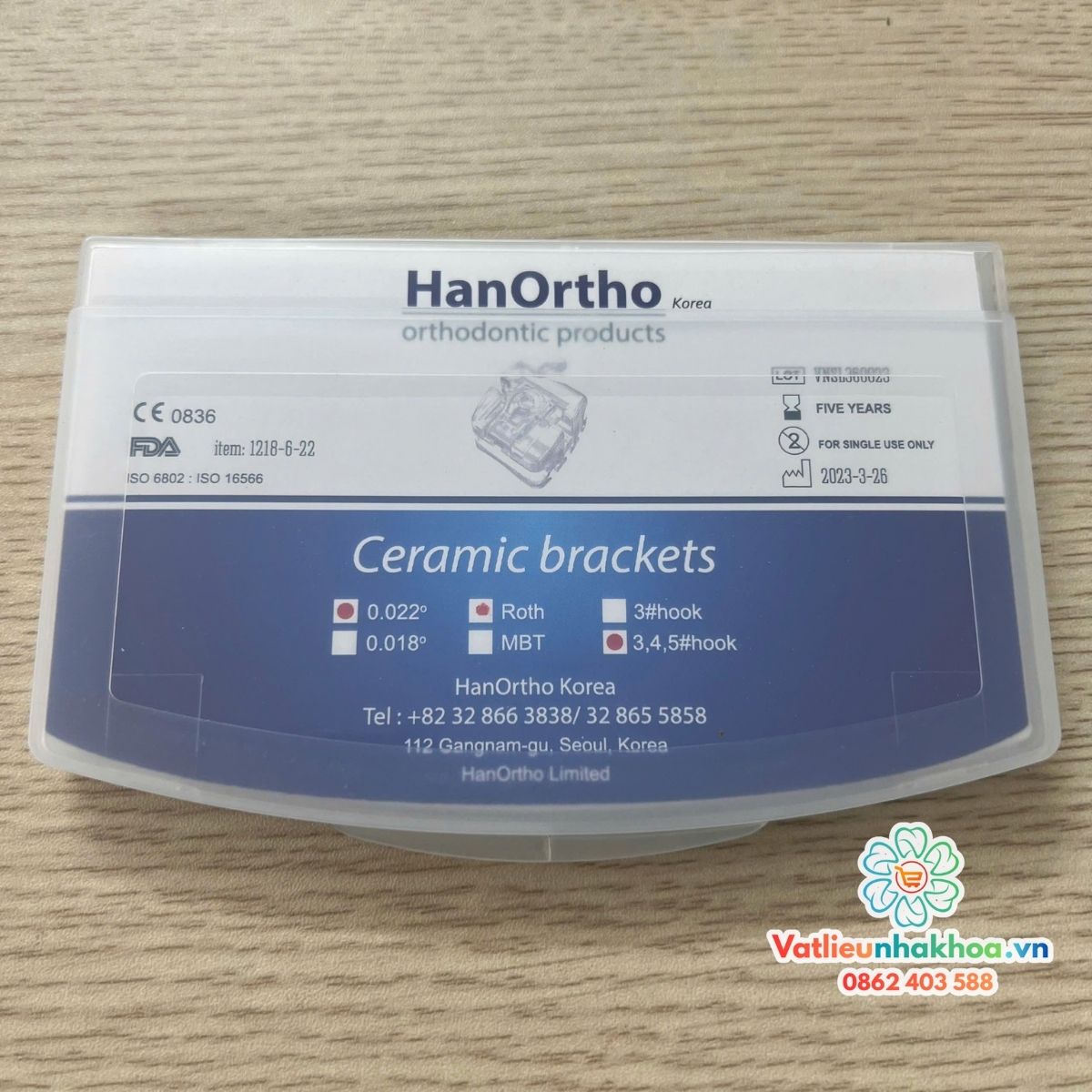 Mắc cài sứ tự khóa HanOrtho (tự buộc)