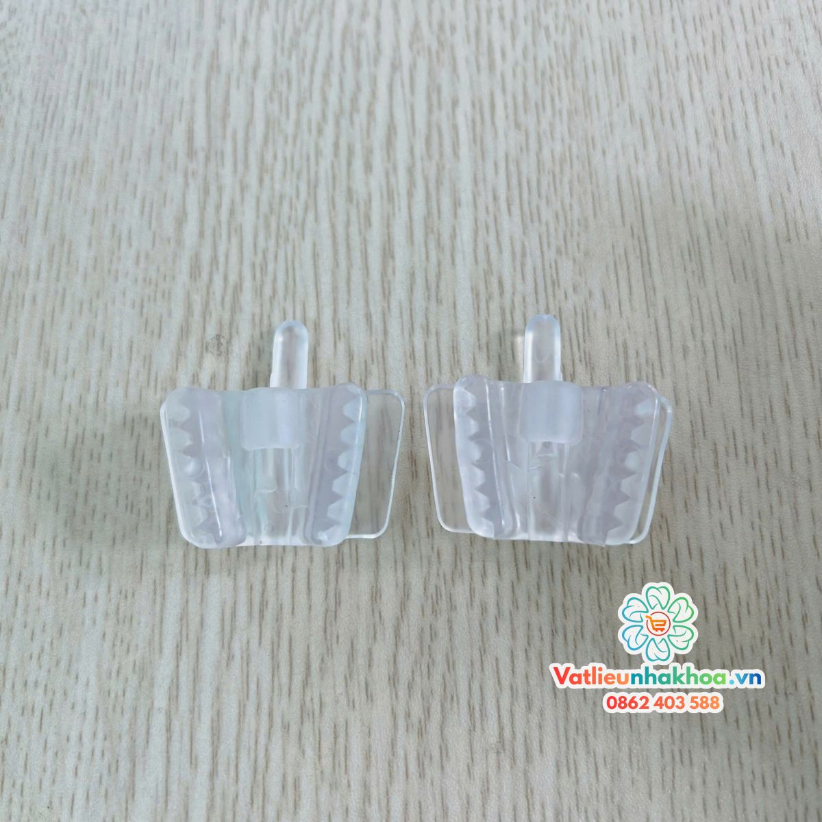 Cục cắn chỉnh nha