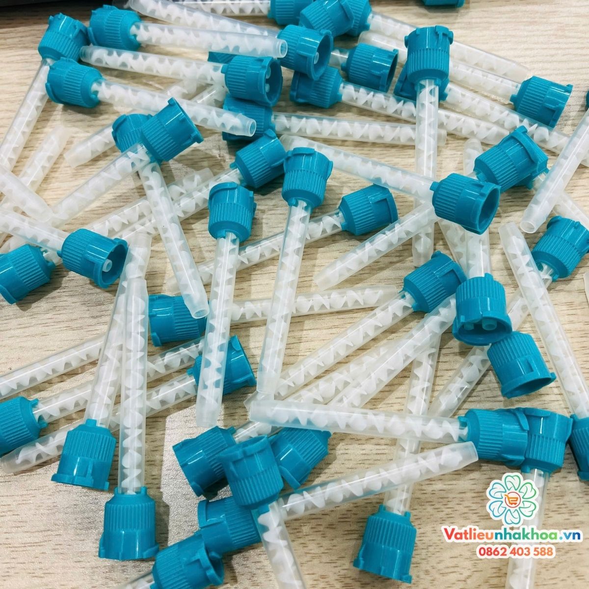 Đầu trộn vành khít khớp cắn