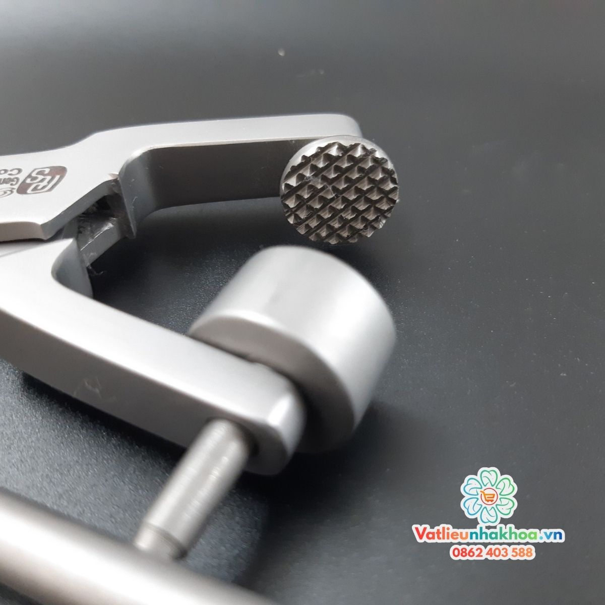 Kìm Nghiền Xương Prime