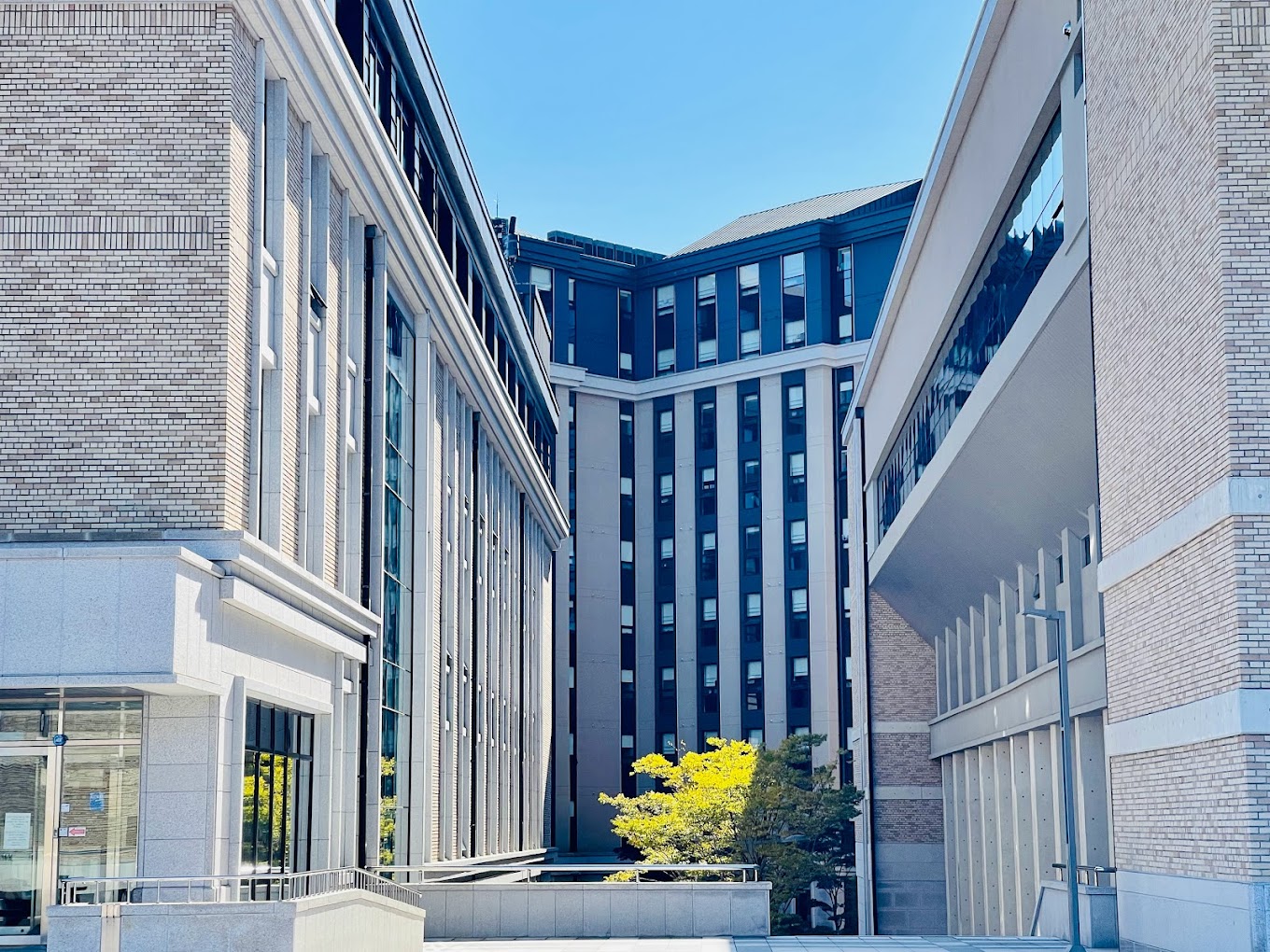 Trường Đại học Ngoại ngữ Busan Hàn Quốc – 부산외국어대학교