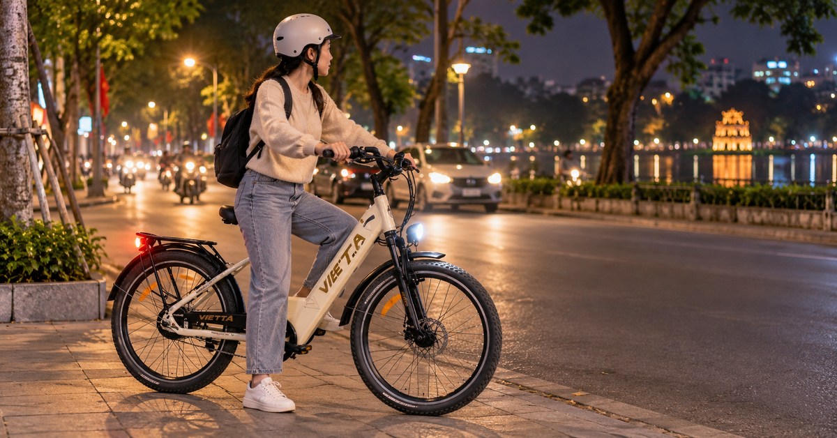 Đi xe đạp trợ lực ban đêm: 8 lưu ý về đèn, tầm nhìn và an toàn