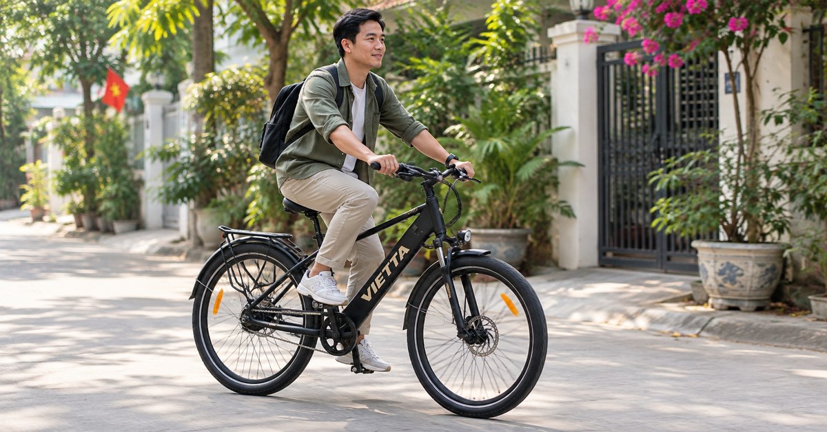 Người dùng đang đạp xe trợ lực VIETTA với hệ thống hỗ trợ điện