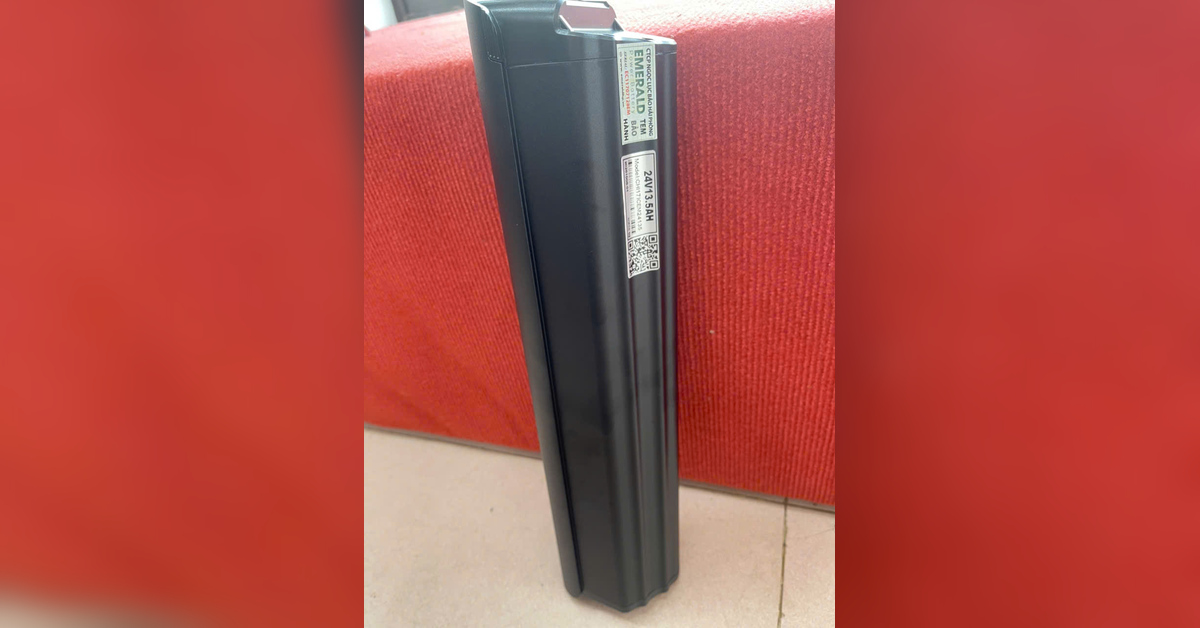 Nhãn pin xe đạp trợ lực VIETTA hiển thị thông số 24V 13,5Ah