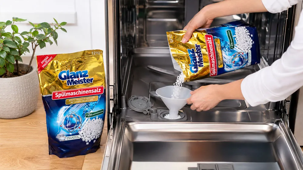 Cách bổ sung muối chuyên dụng vào máy rửa bát