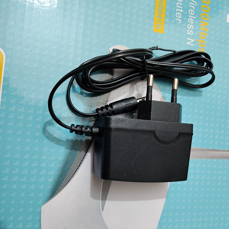 Cục router Wifi tp-link TL-WR841N 2 angten dạng Modem