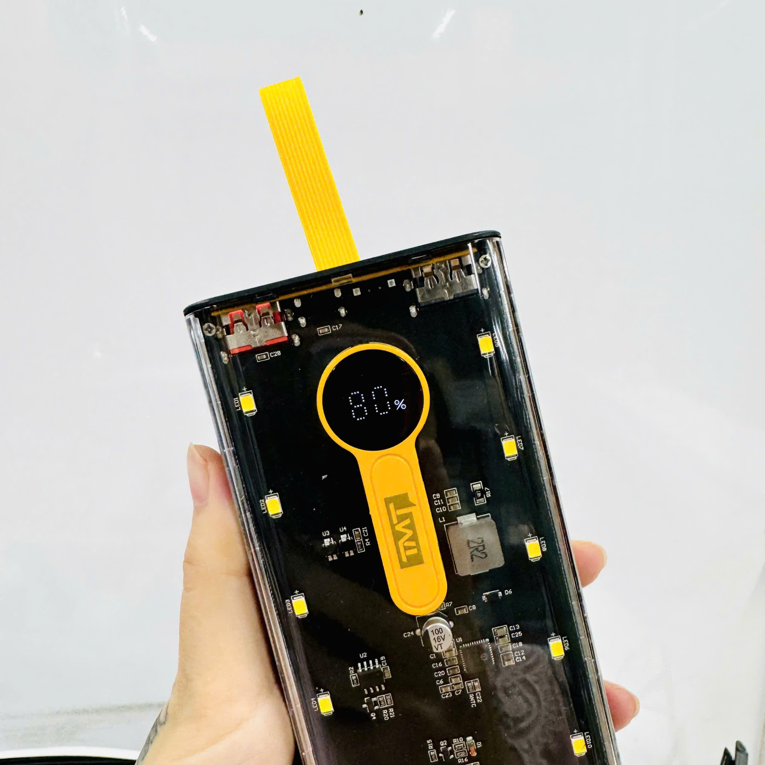 Sạc dự phòng trong suốt TMT SP04 10.000mah sạc nhanh 66w