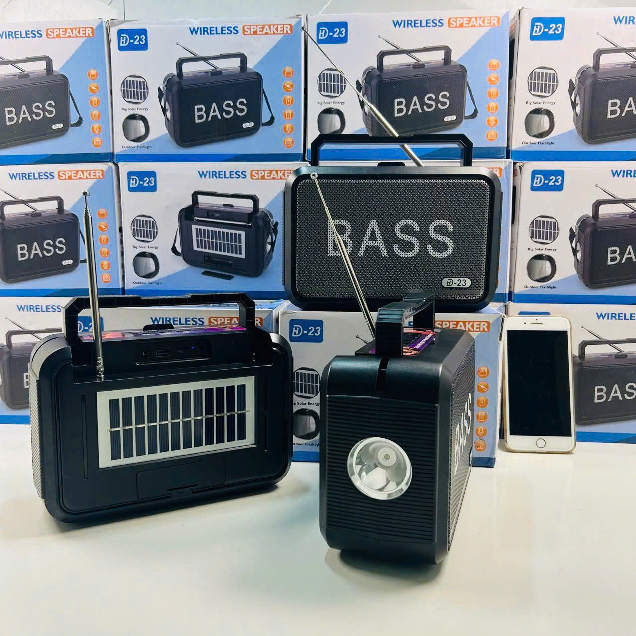 Loa bluetooth HD-23 Đài FM, loa người già đèn pin + sạc năng lượng mặt trời