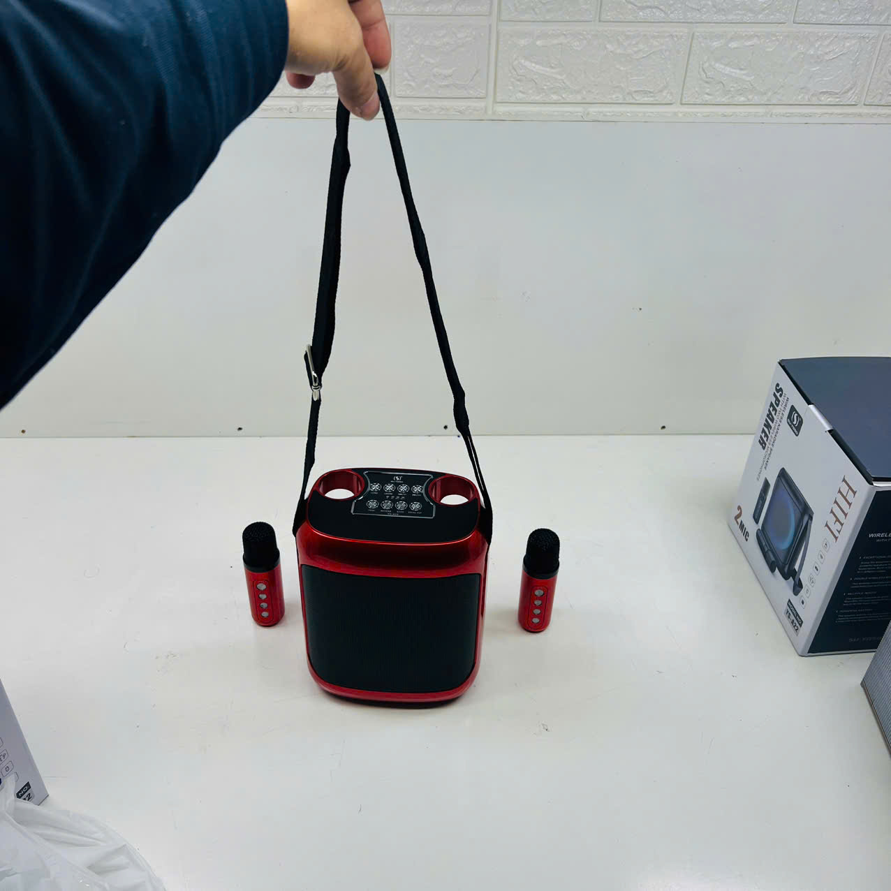 Loa Karaoke Bluetooth kèm 2 Micro hát YOSD Ys-A22