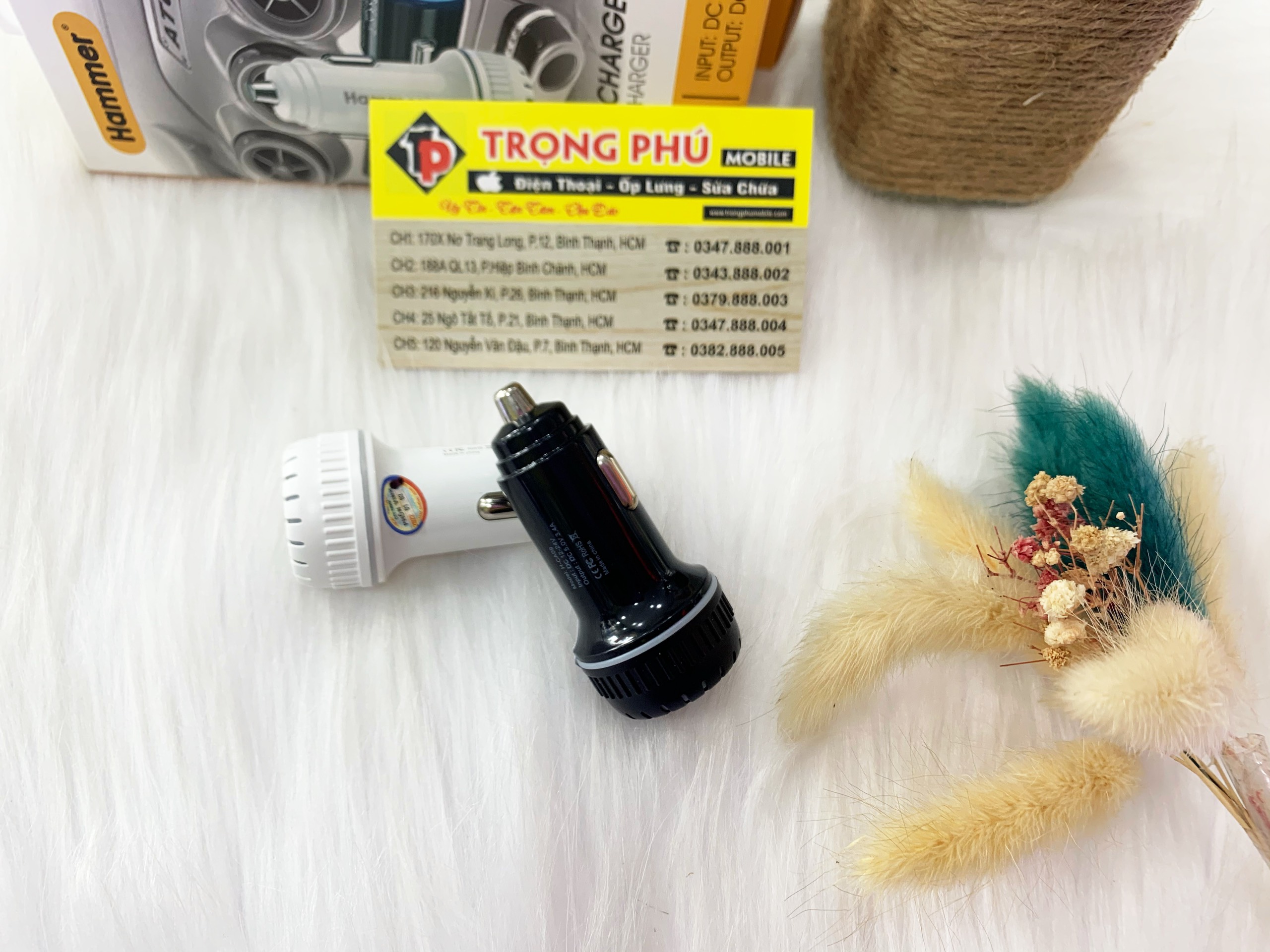 Tẩu sạc ô tô Hammer Ca09 17W cổng USB + Type