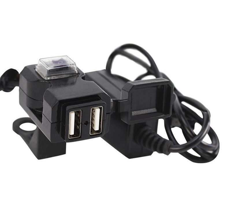 Sạc điện thoại gắn xe máy 2 cổng usb 3238 có đèn led