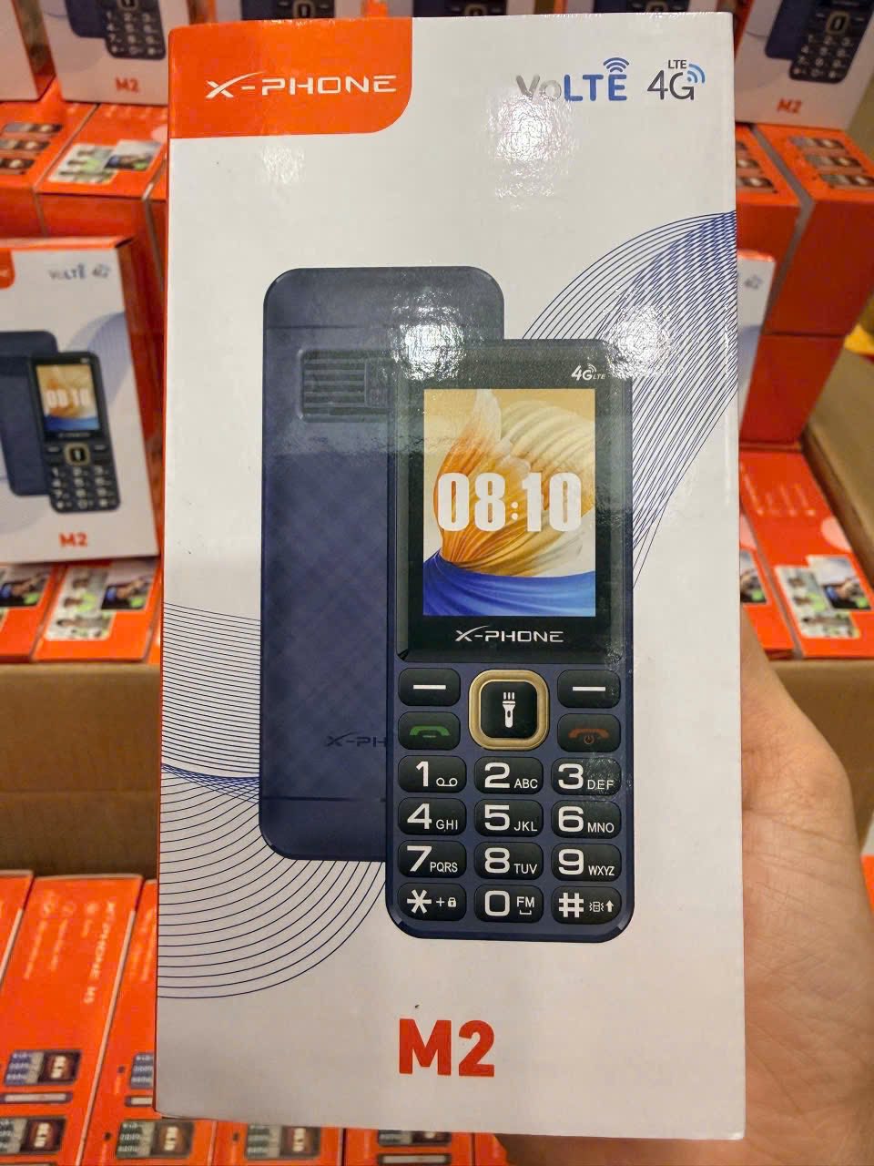 Điện thoại Xfone M2 auto 4G Mh 2.4in
