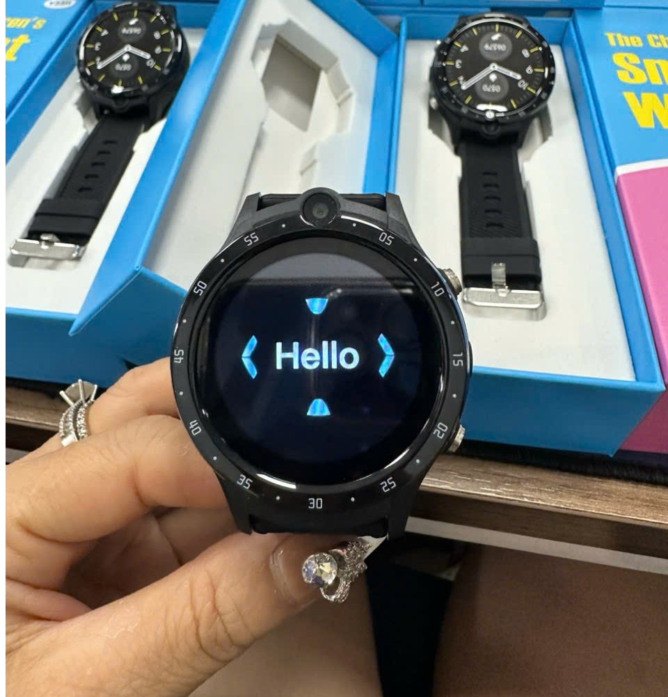 Đồng hồ định vị trẻ em Y33 4G video call mặt tròn