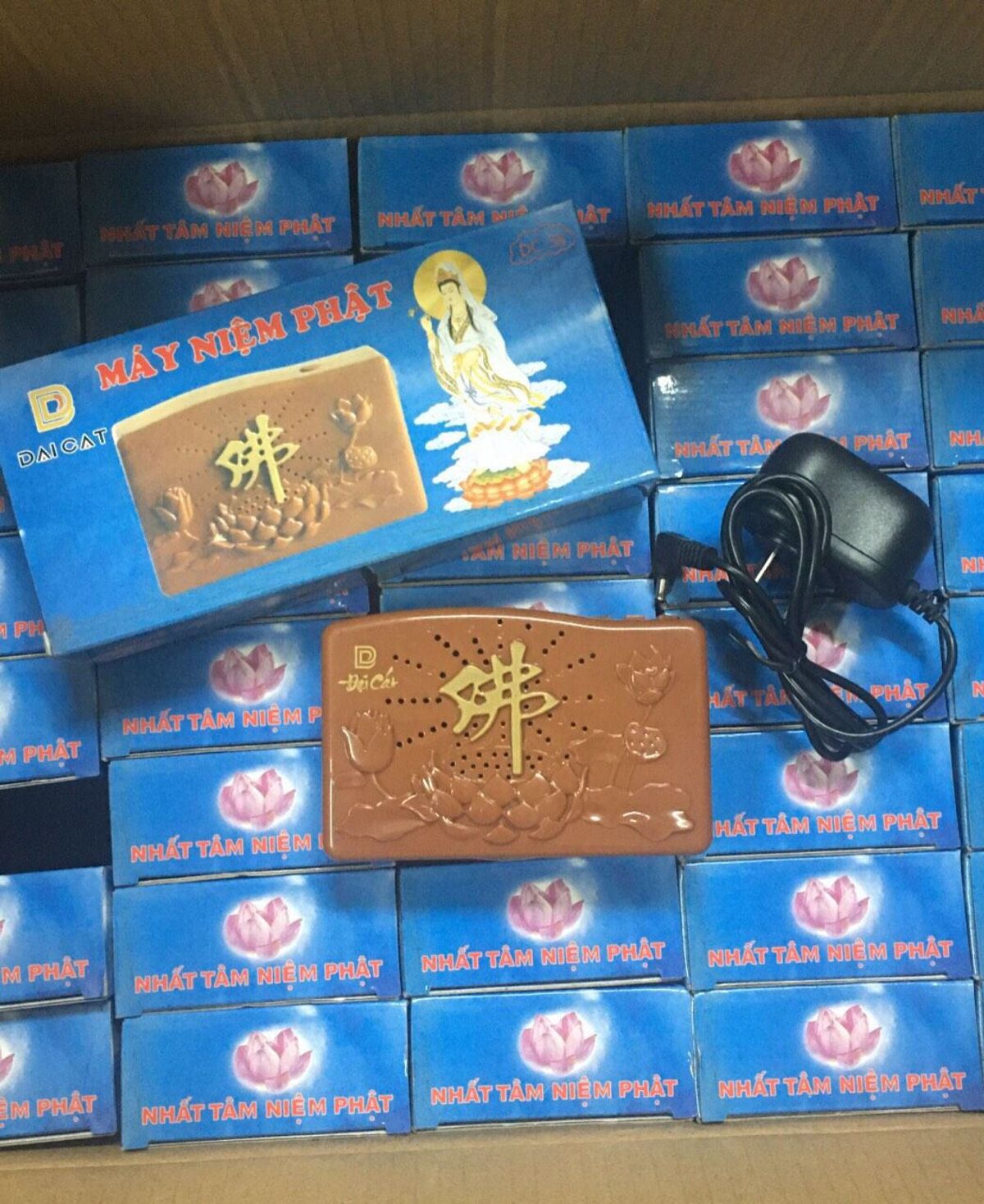 Loa niệm phật, đài nghe pháp kèm 8 bài kinh