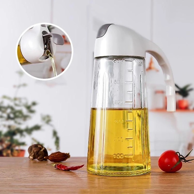Bình Đựng Dầu Ăn Gia Vị Thủy Tinh Tự Mở Nắp Khi Rót 630ml.