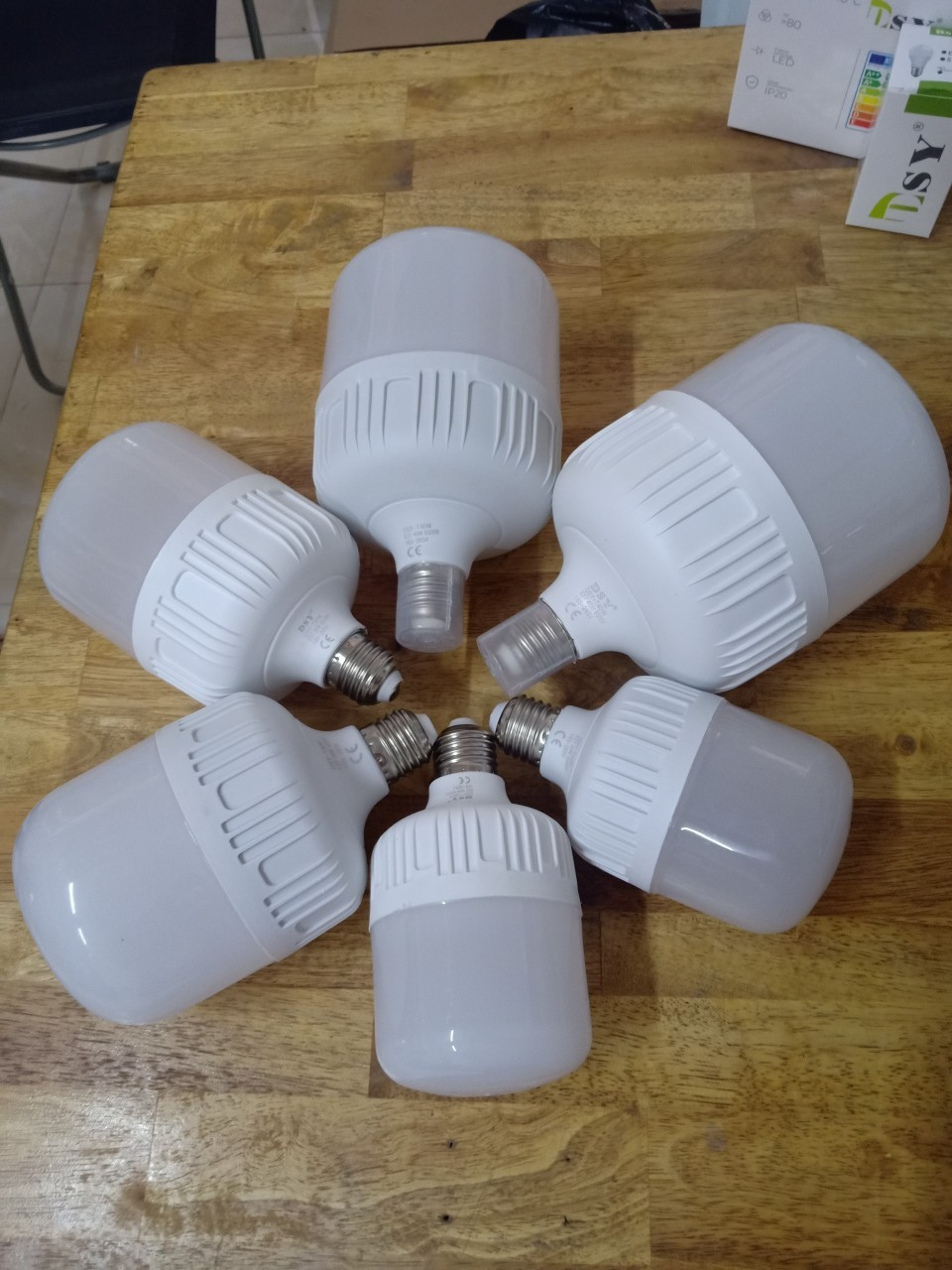 Bóng Đèn Trụ Bọc Nhôm sáng trắng R47-DSY