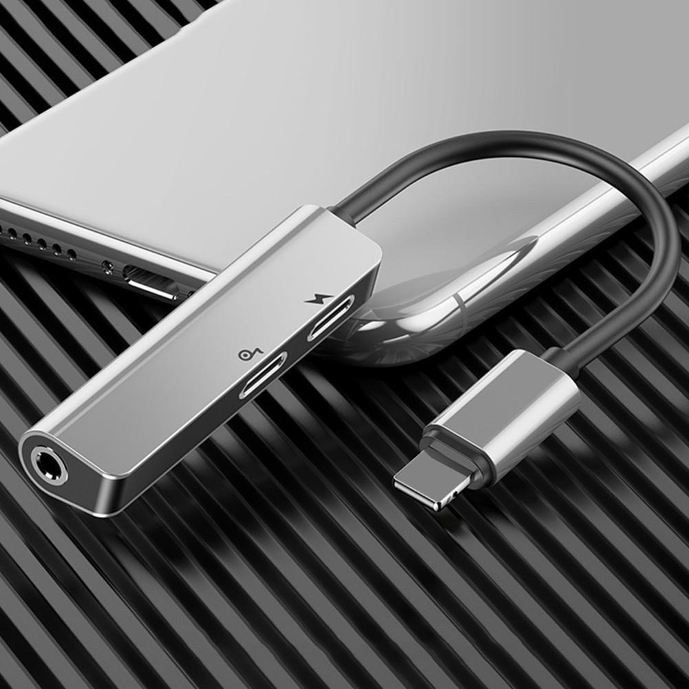 Cáp chuyển Baseus 3-in-1 iPhone to Dual iP & 3.5mm L52