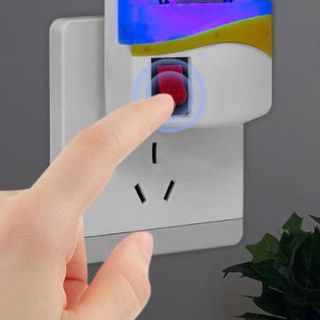 Đèn Bắt muỗi,côn trùng kiêm đèn ngủ cắm điện.