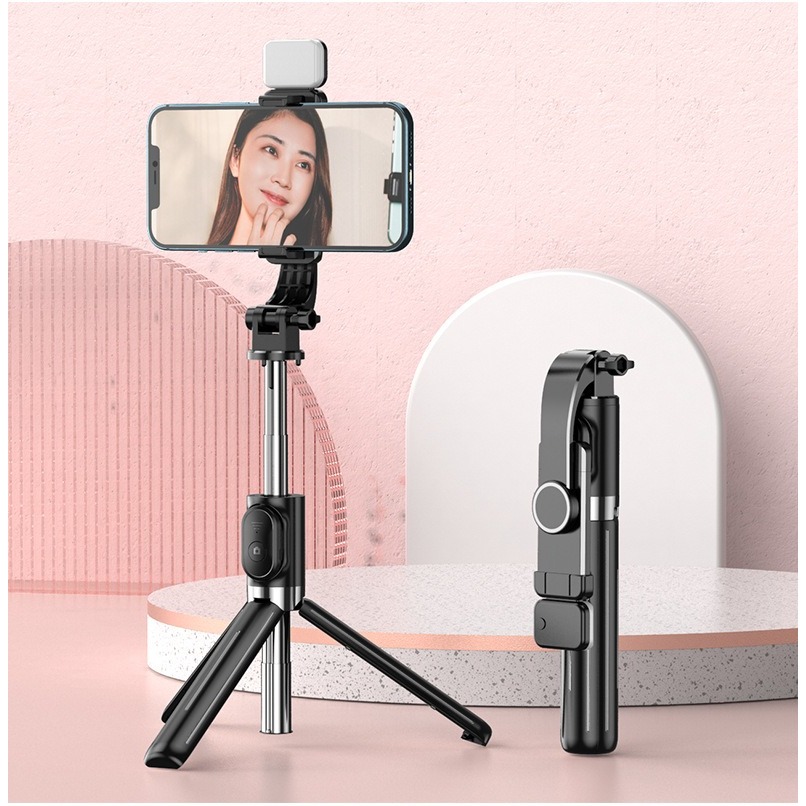 Gậy Chụp Hình 3 Chân Có Đèn R1SL 1.7m có đèn