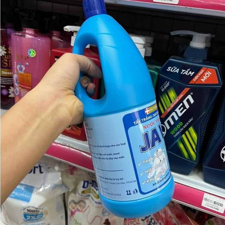 Nước tẩy quần áo Ja.vel chai 1kg