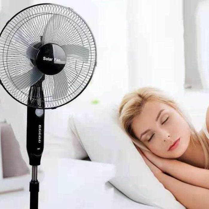 Quạt đứng năng lượng mặt trời DSY XXCS-188