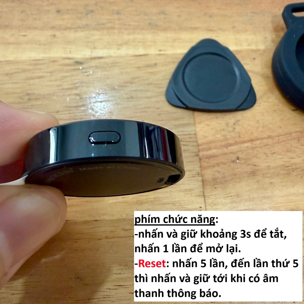 Thiết bị định vị Hoco E101 (Hổ trợ IOS và Android)