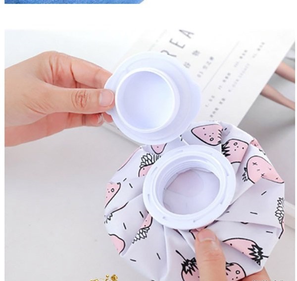 Túi Chườm Nóng Lạnh Loại Tốt Nắp Tròn hình inbox ngẫu nhiên
