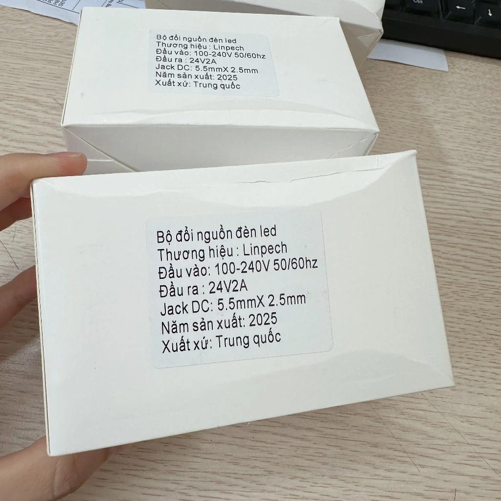 Sạc nguồn adapter chui lớn 5.5*2.5mm 24v 2A 48w linpech