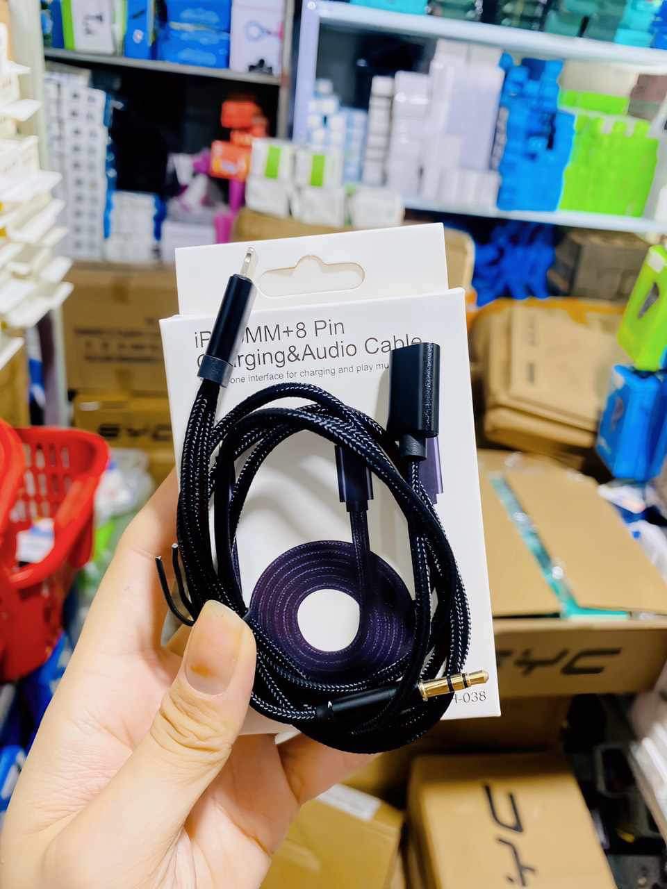 Cáp chuyển JH-038 Lighting ra lỗ Lighting + 3.5