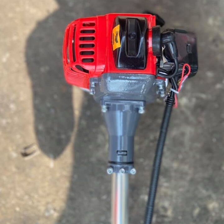 Máy Cắt Cỏ 2 Thì 1500W Kamastsu KM430