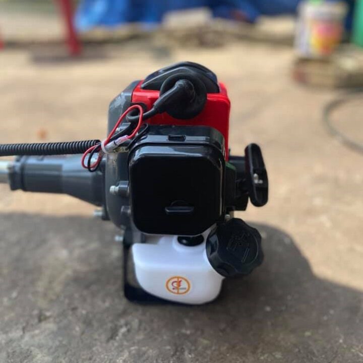 Máy Cắt Cỏ 2 Thì 1500W Kamastsu KM430