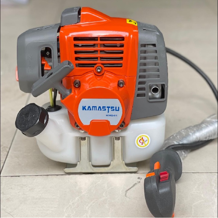 Máy Cắt Cỏ 2 Thì Kamastsu 1600W KM541
