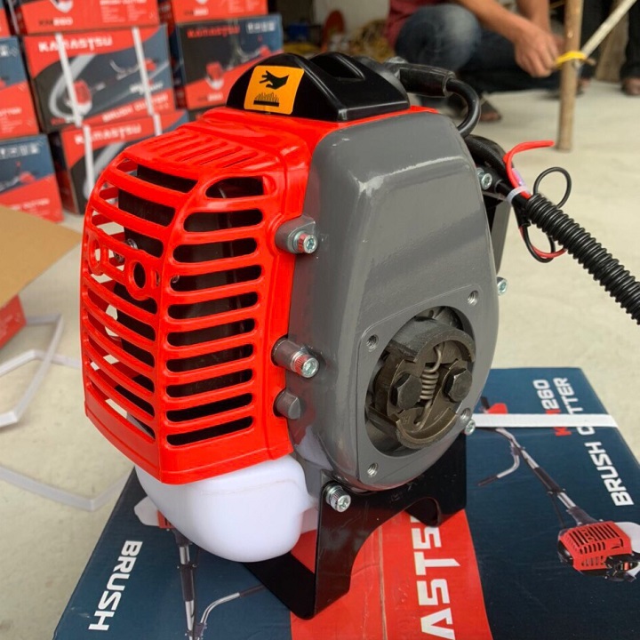 Máy Cắt Cỏ 2 Thì Kamastsu 1500W KM143