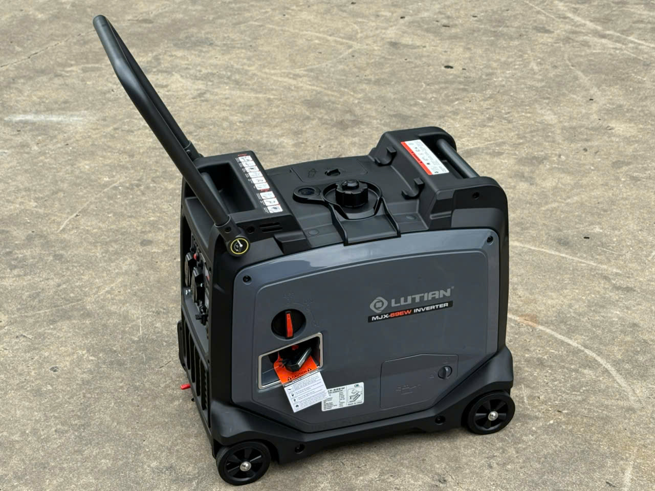 Máy phát điện Inverter 5KW Lutian LT6500iSE siêu cách âm