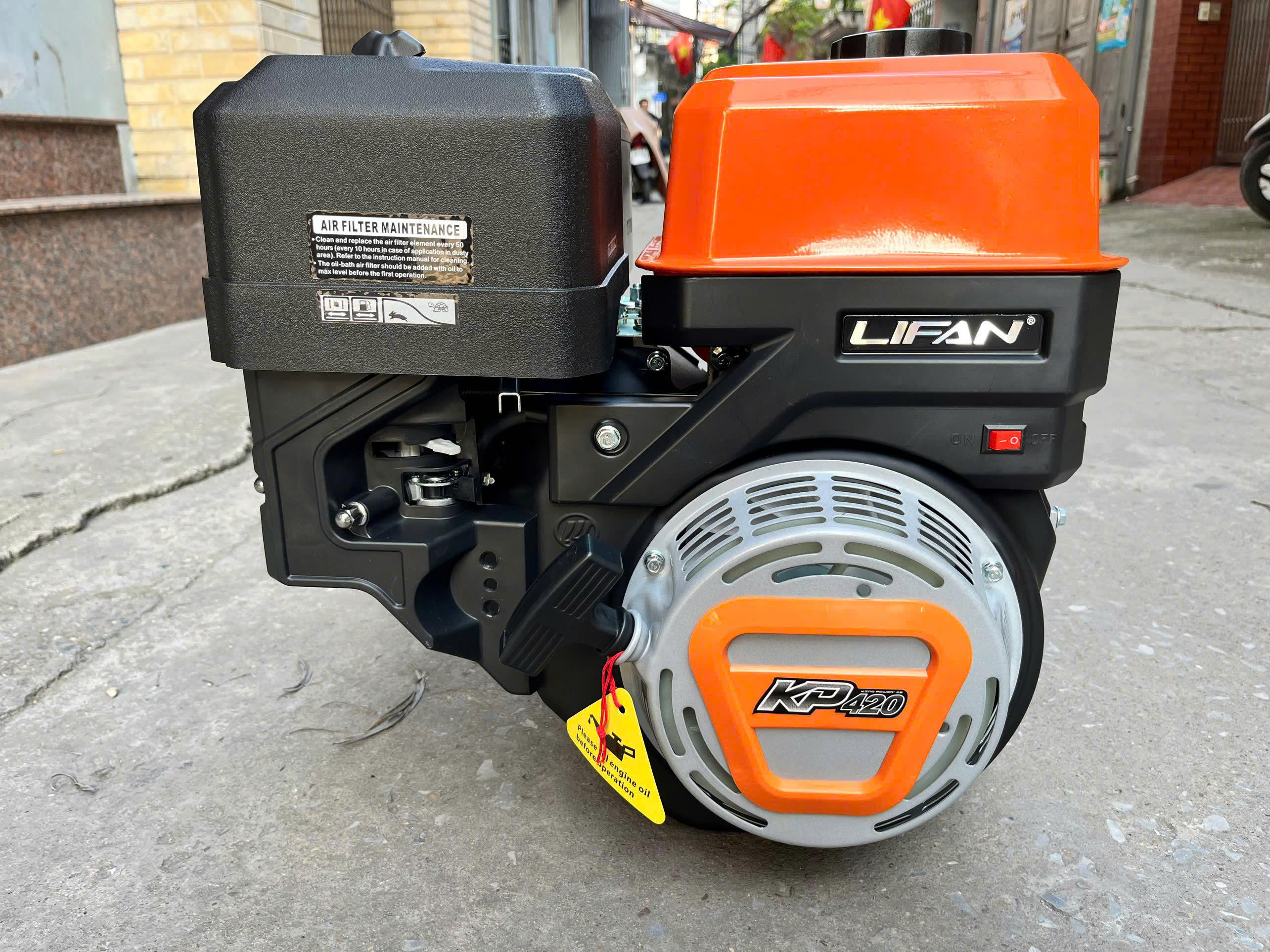 Động cơ xăng 15HP Lifan 420