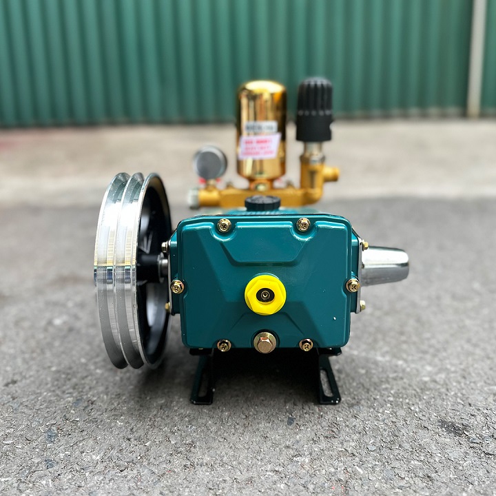 Đầu Phun Áp Lực 2HP Nakawa NK338SUH Piston Sứ