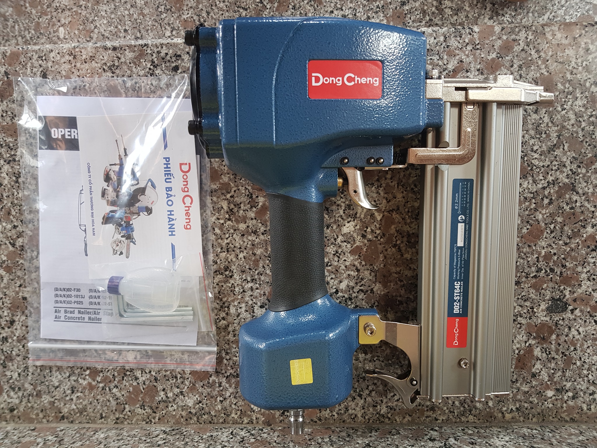 Máy Bắn Đinh Bê Tông Dongcheng D02-ST64C