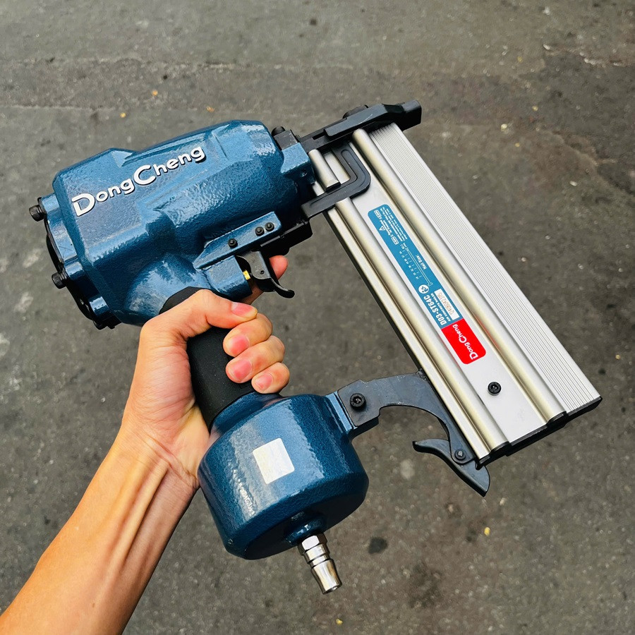 Máy Bắn Đinh Bê Tông Dongcheng D03-ST64C