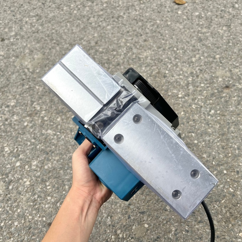 Máy Bào Gỗ 500W Dongcheng DMB82
