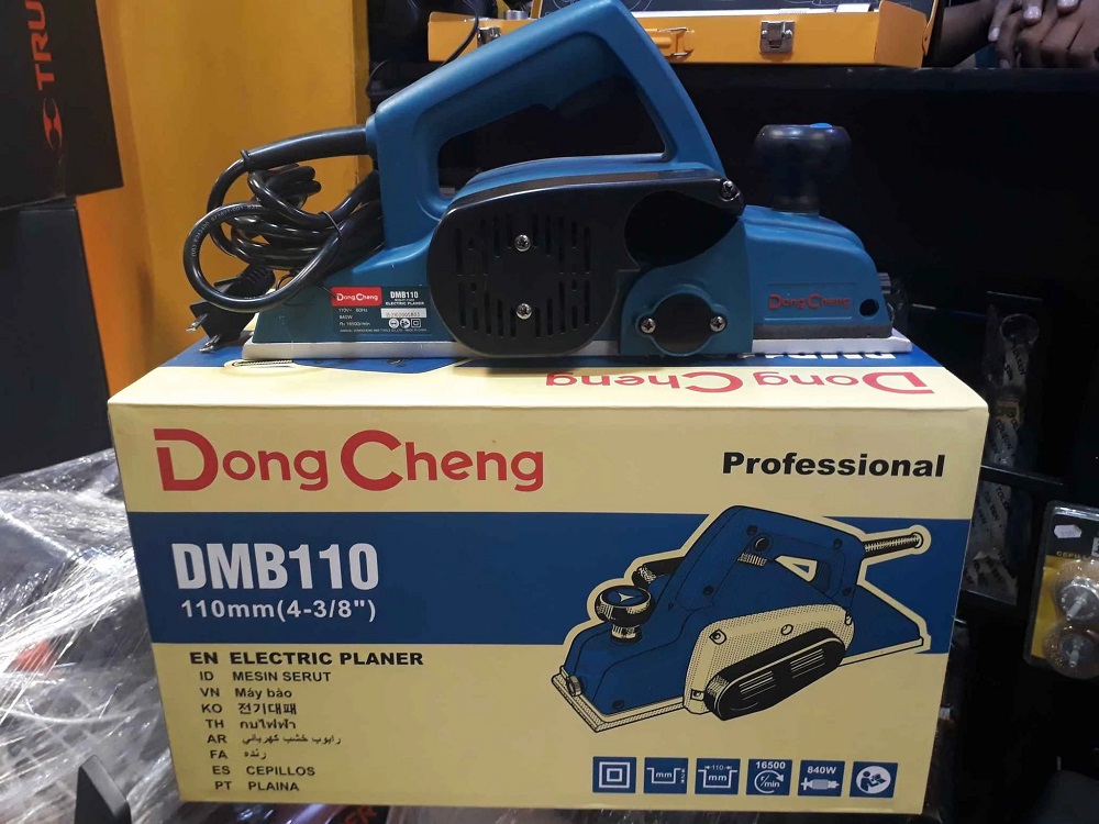 Máy Bào Gỗ 840W Dongcheng DMB110