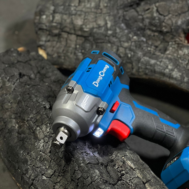 Máy Bắt Ốc Dùng Pin Dongcheng DCPB488 2 Pin 1 Sạc