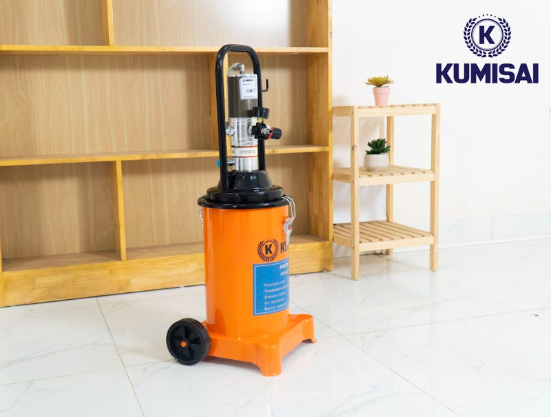 Máy Bơm Mỡ 12L Kumisai KMS-12S
