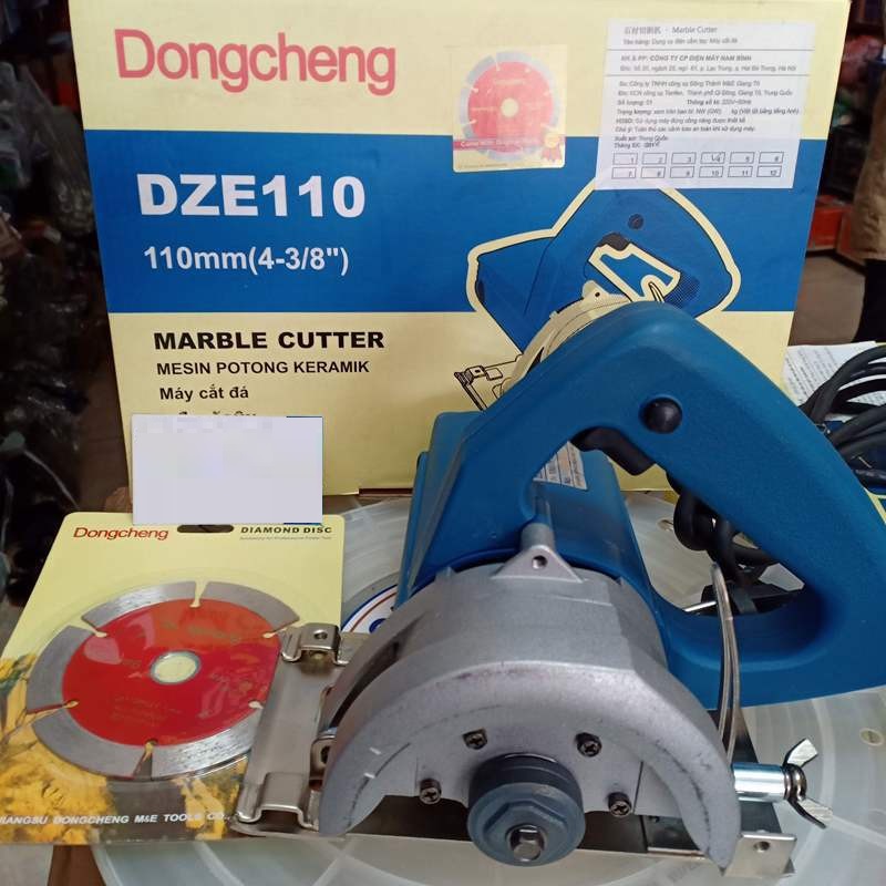 Máy Cắt Đá 1200W Dongcheng DZE110