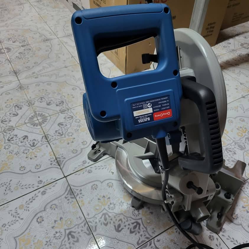 Máy Cắt Nhôm 1650W Dongcheng DJX255