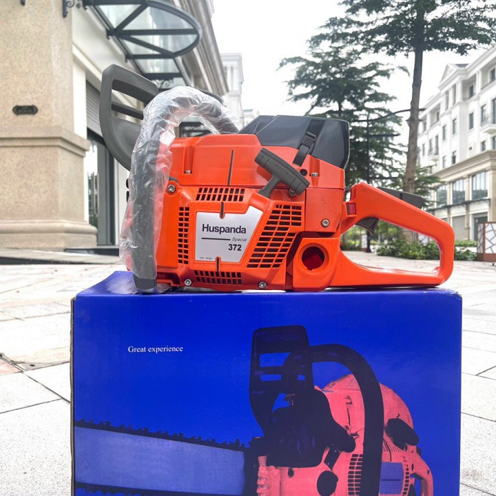 Máy Cưa Xích 2 Thì 3.9Kw Huspanda HP372